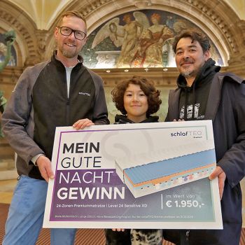 V.l.n.r. Thomas Dannenfeldt, SchlafTEQ, Elias Lam, Benjamin Lam, Gewinner, Foto: Martin Rospek